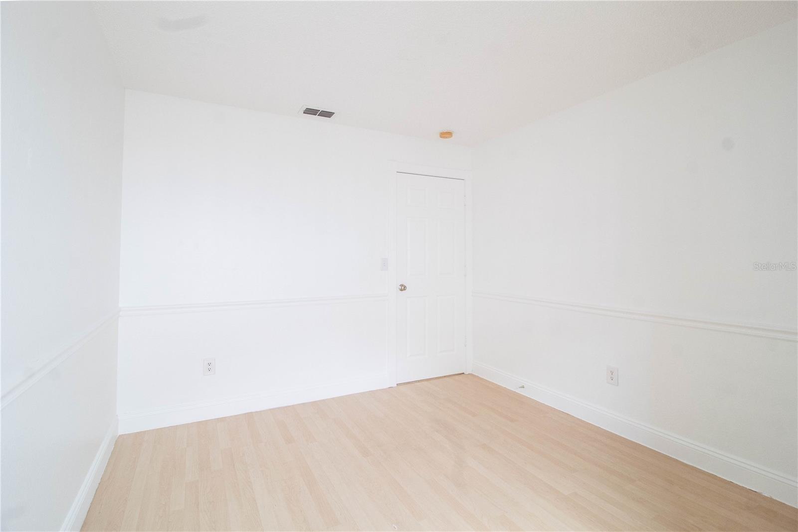 LINDFIELDS UNIT 04 - Residential Lease