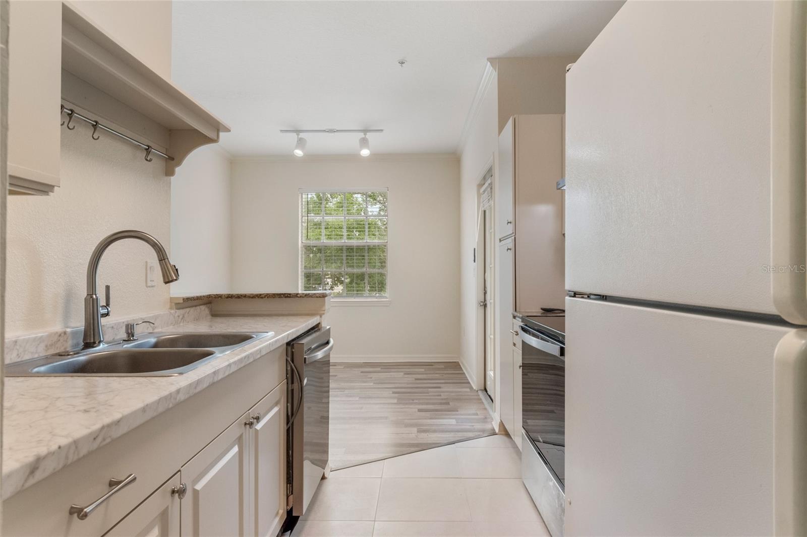 MADISON/METROWEST - Residential