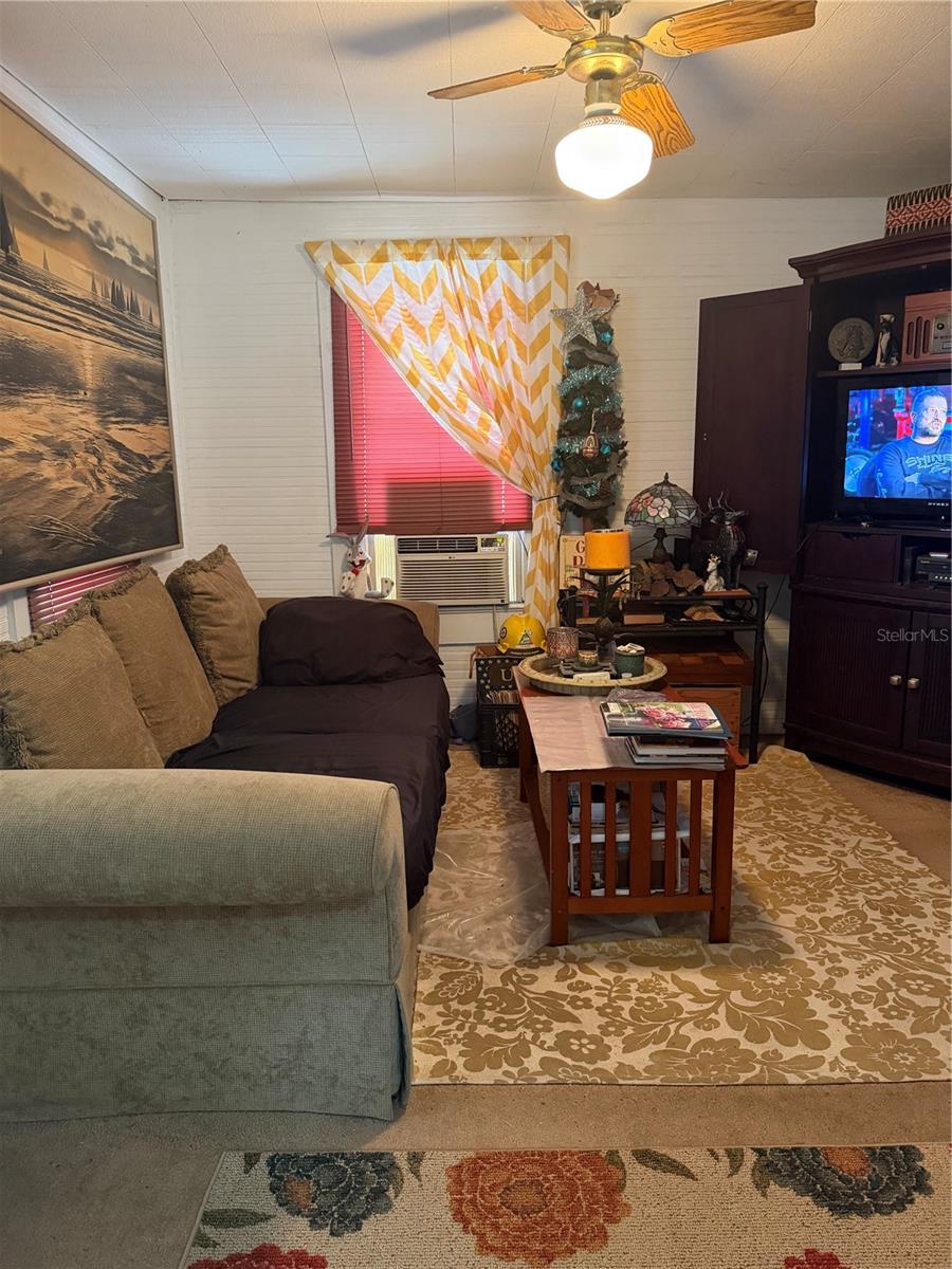 BELLEAIR HIGHLANDS - Residential