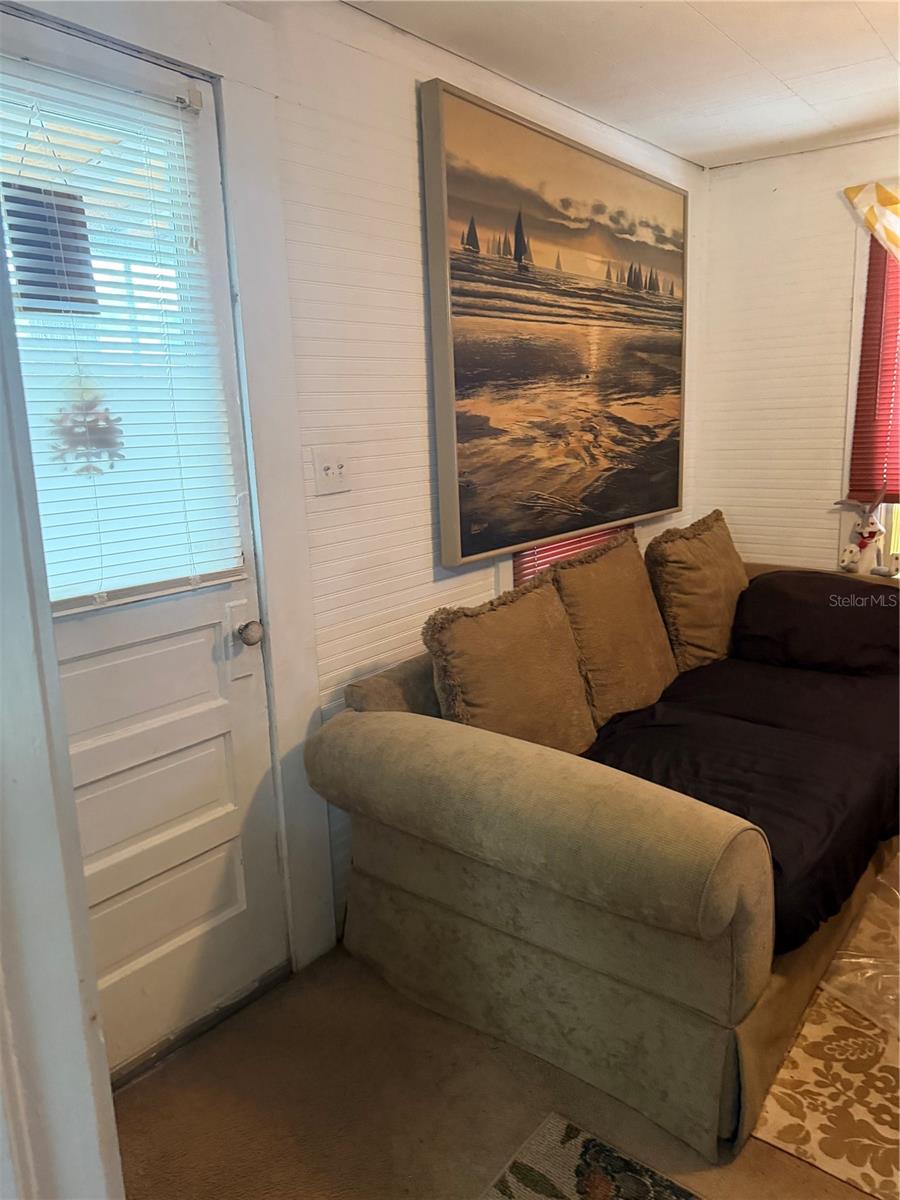 BELLEAIR HIGHLANDS - Residential