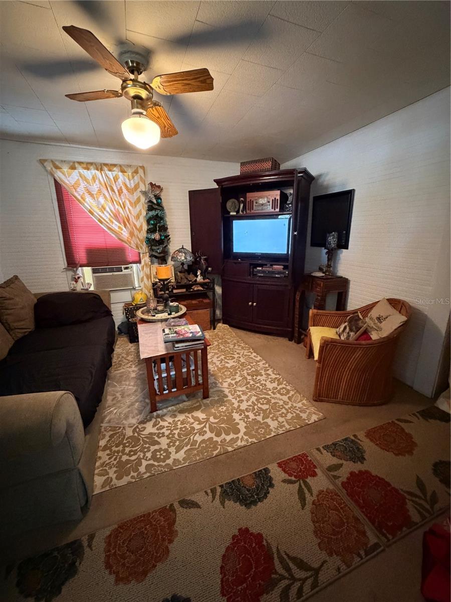 BELLEAIR HIGHLANDS - Residential