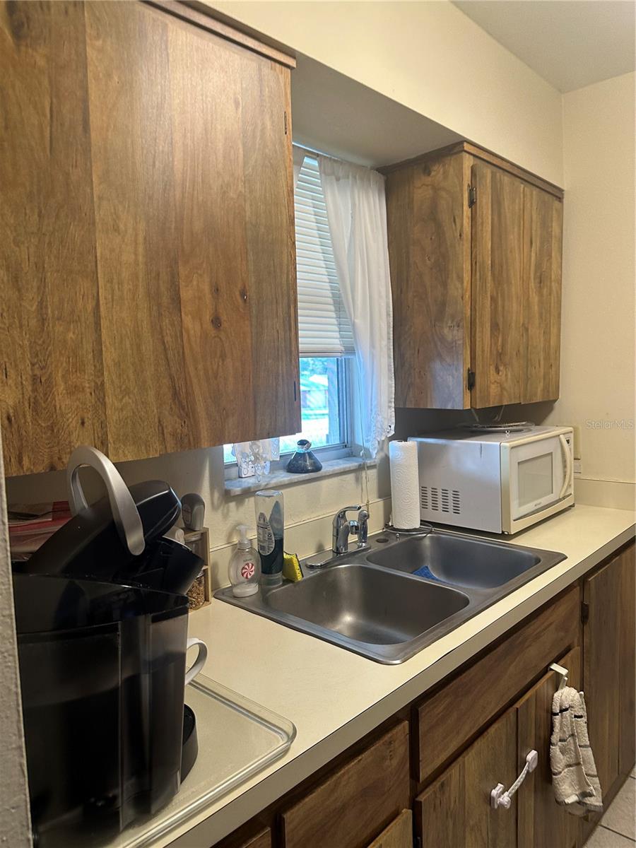 ROYAL RICHEY VILLAGE CONDO 01 - Residential
