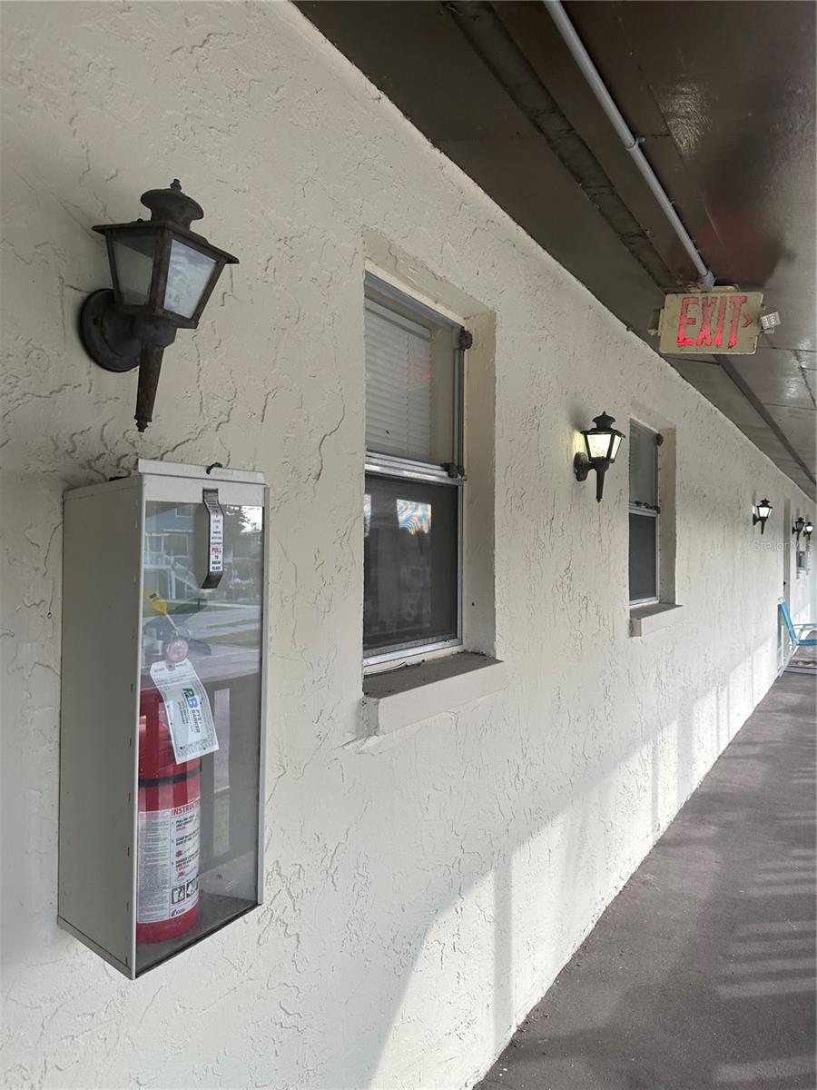 ROYAL RICHEY VILLAGE CONDO 01 - Residential