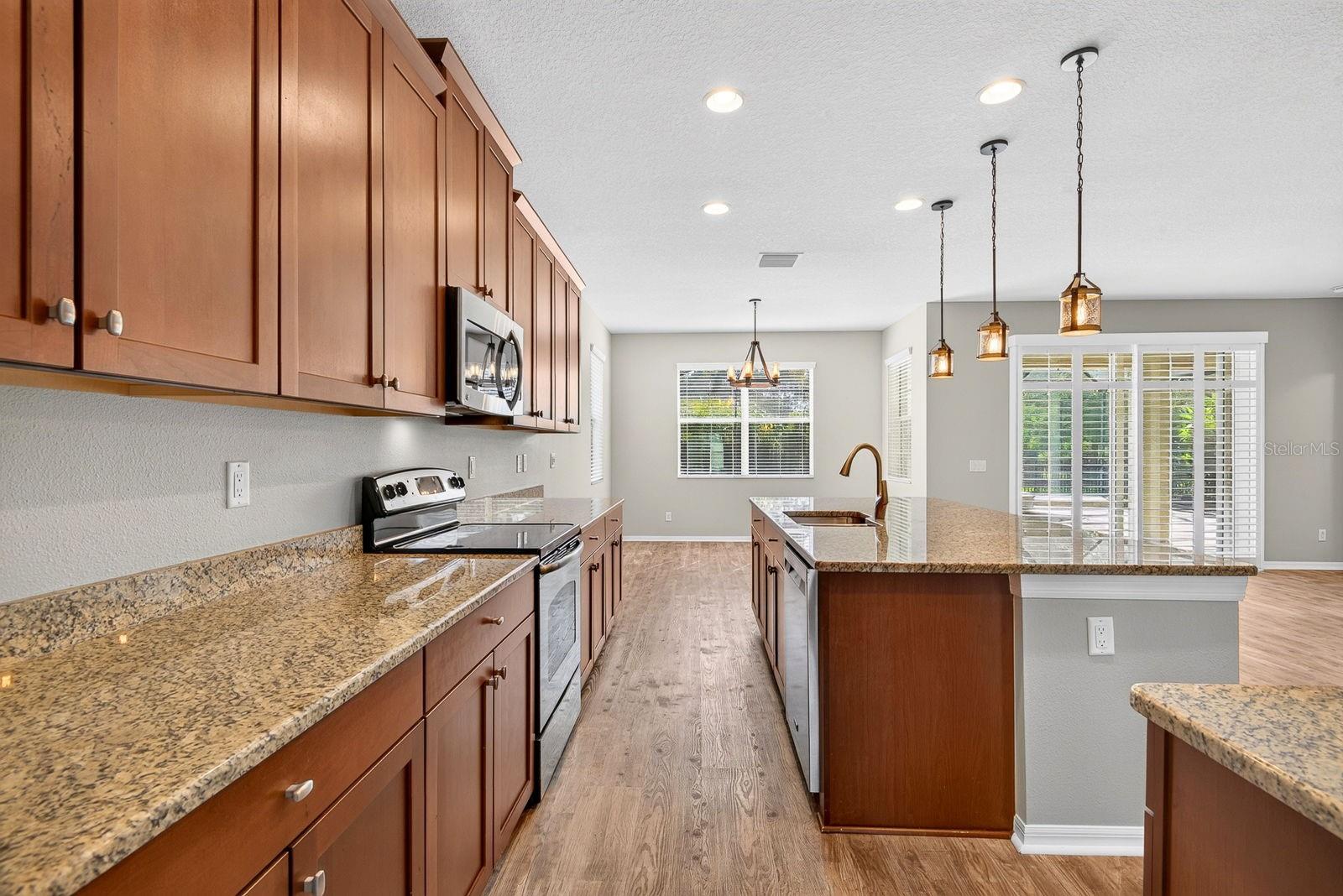 CREEKSIDE PRESERVE II - Residential