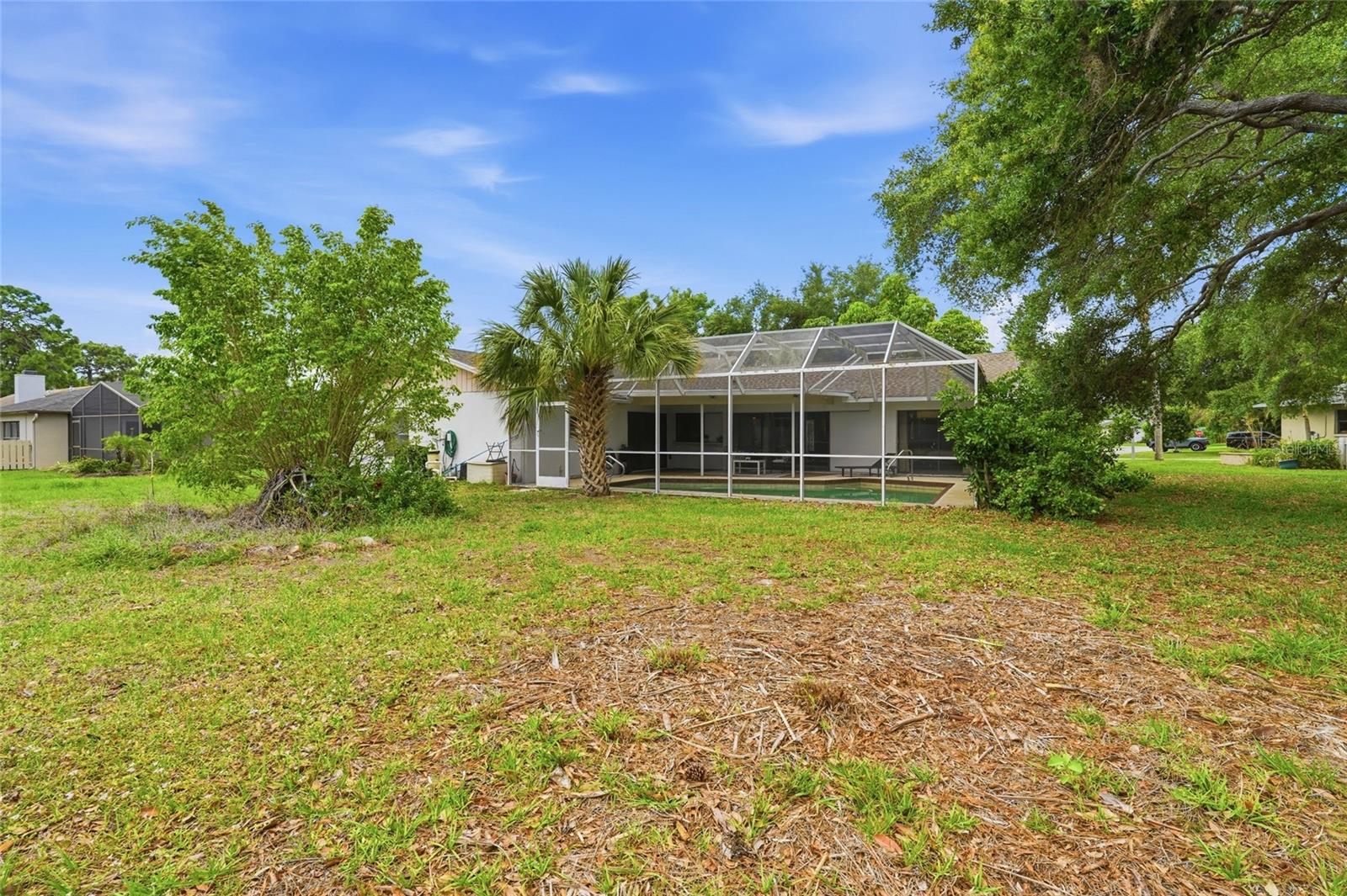 COUNTRY PLACE - Residential