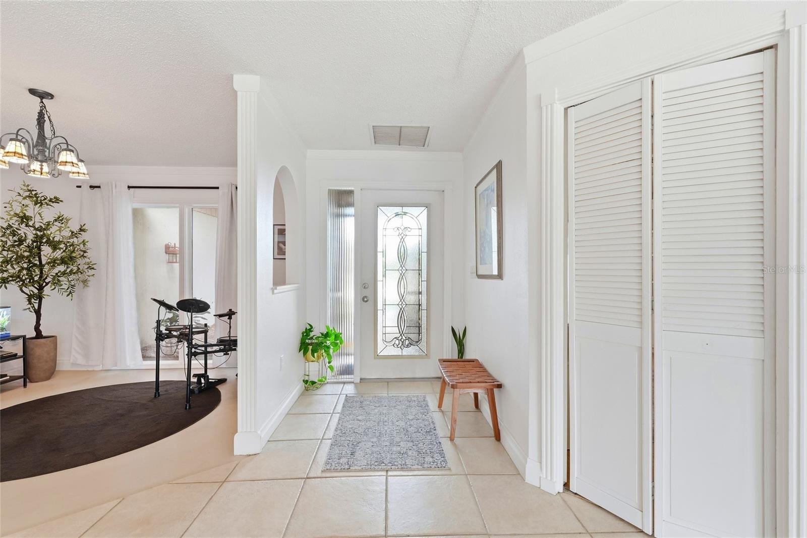 COUNTRY PLACE - Residential