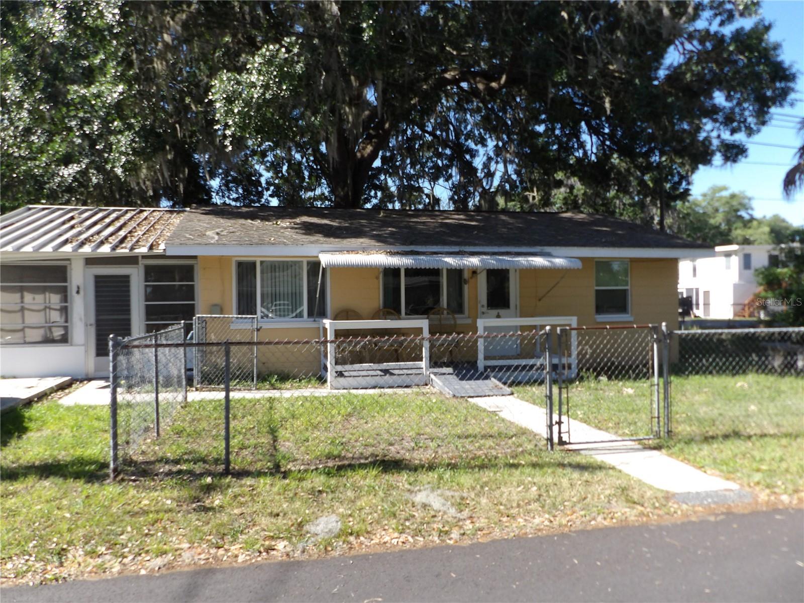 HAWKINS - Residential