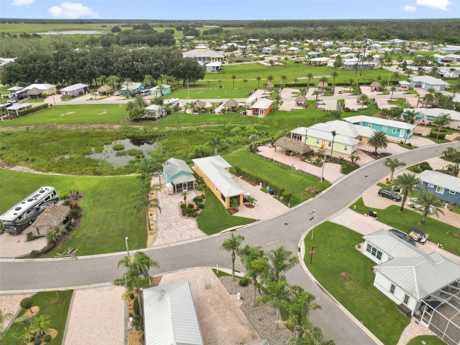 BAY LAKE RESIDENCE - Residential