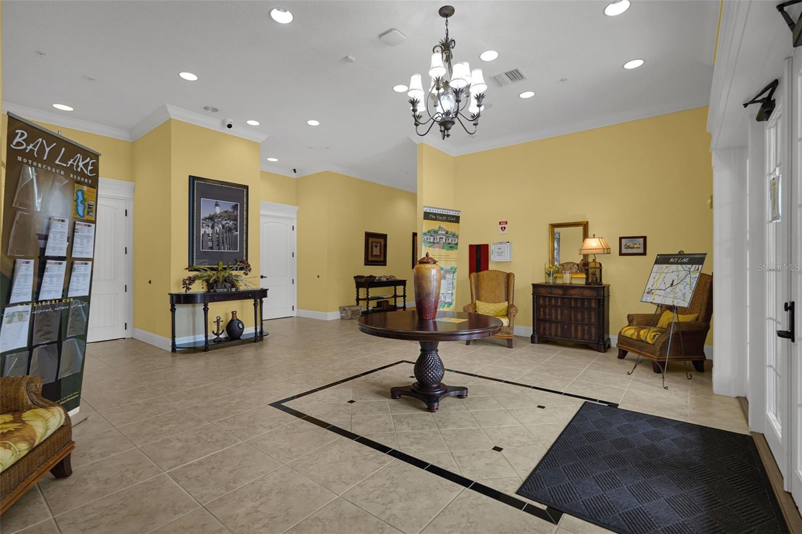 BAY LAKE RESIDENCE - Residential