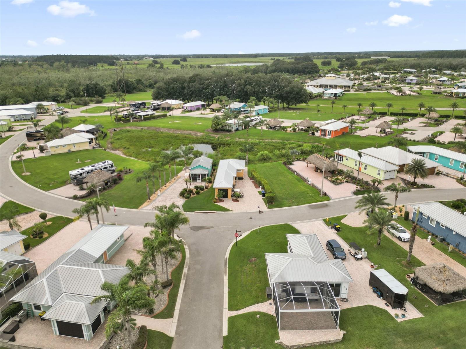 BAY LAKE RESIDENCE - Residential