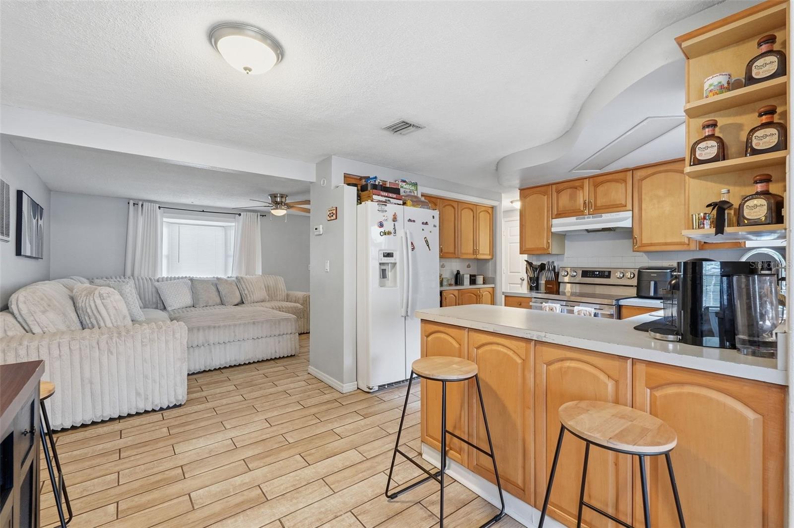 BEACON SQUARE - Residential