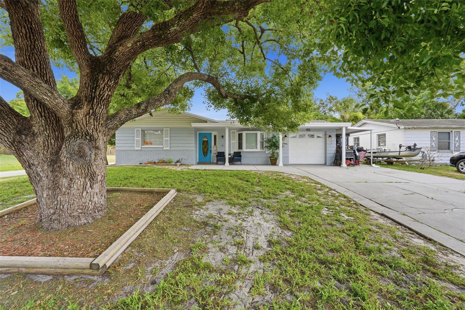 BEACON SQUARE - Residential