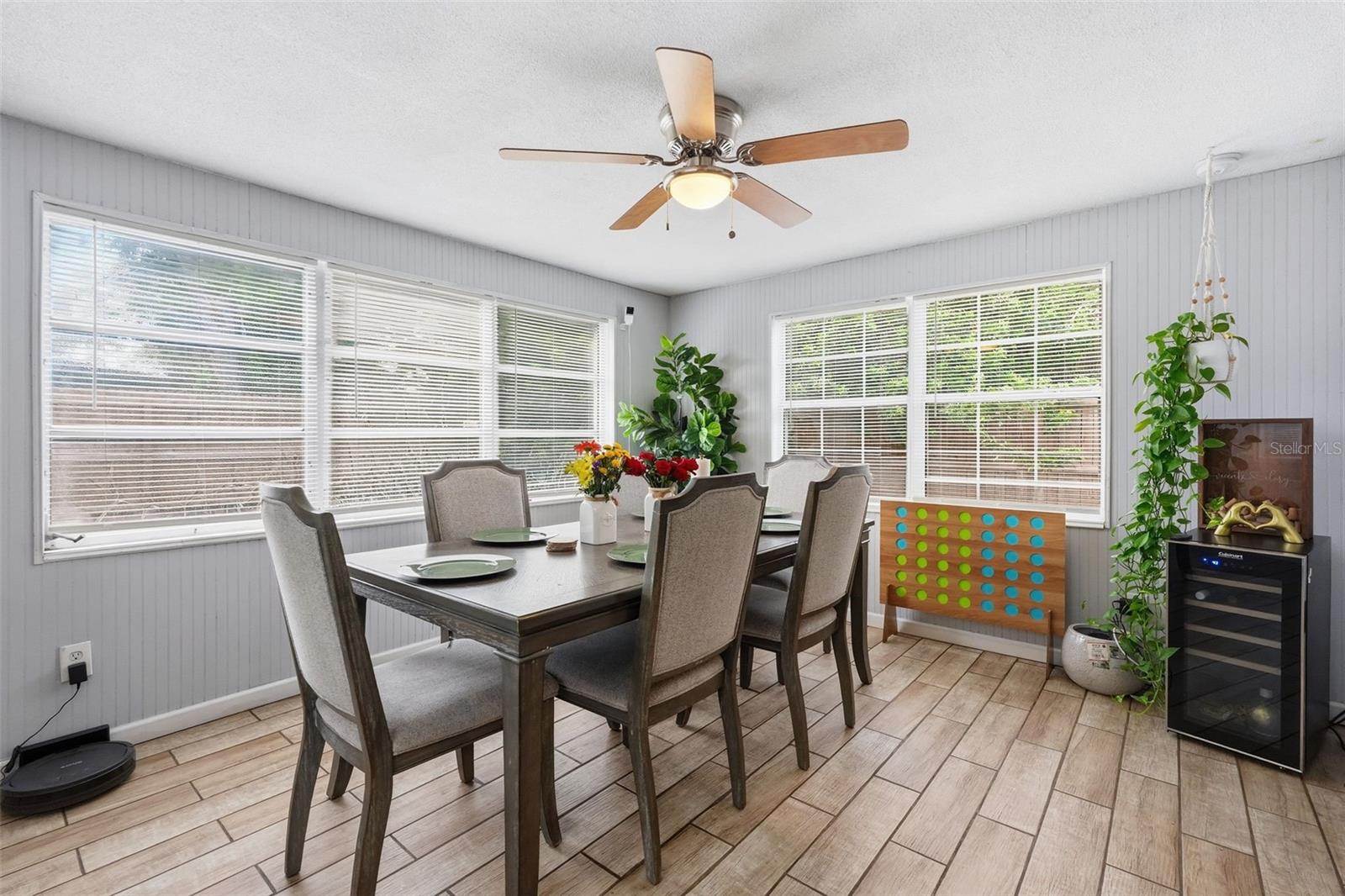 BEACON SQUARE - Residential