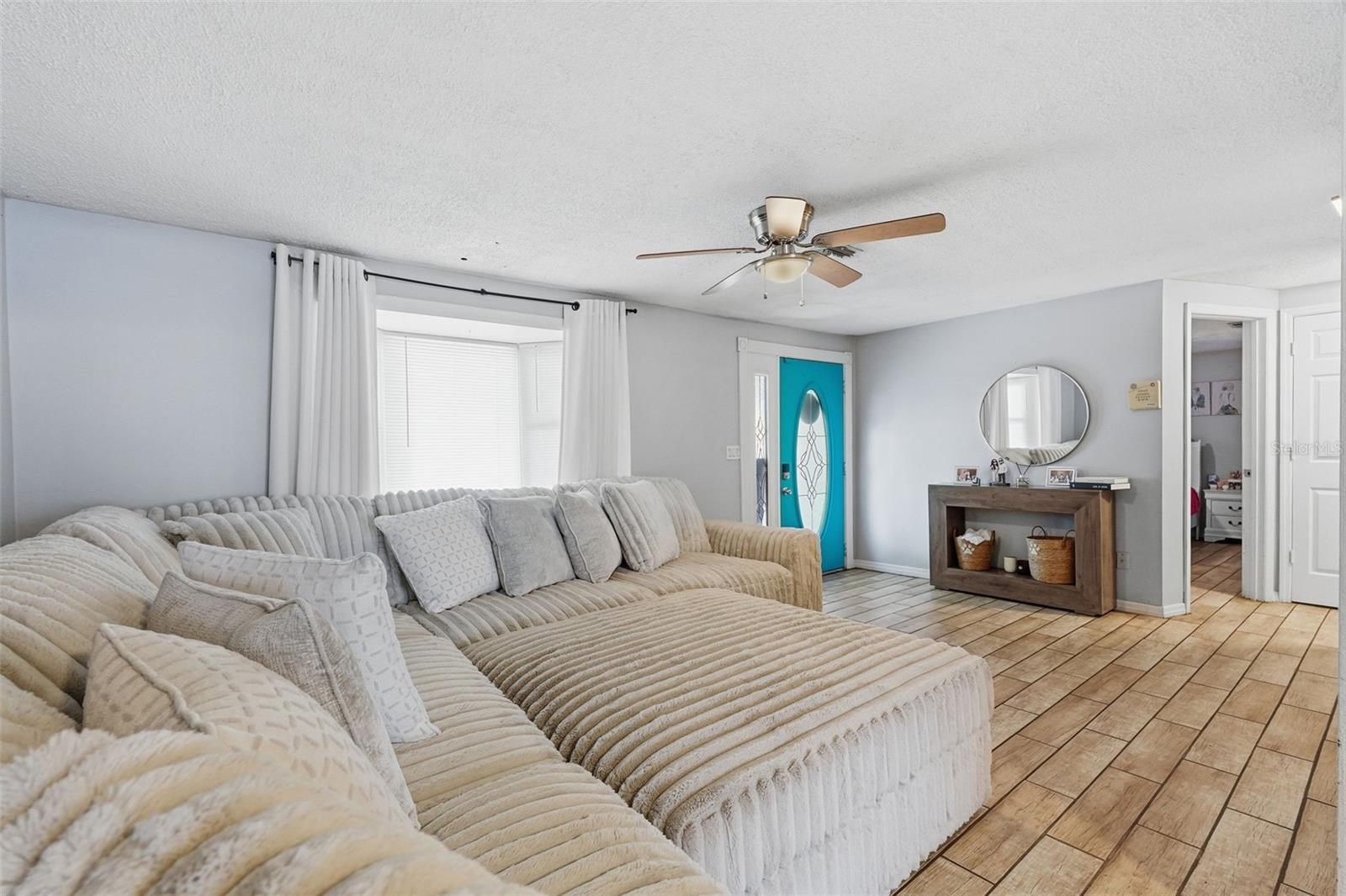 BEACON SQUARE - Residential