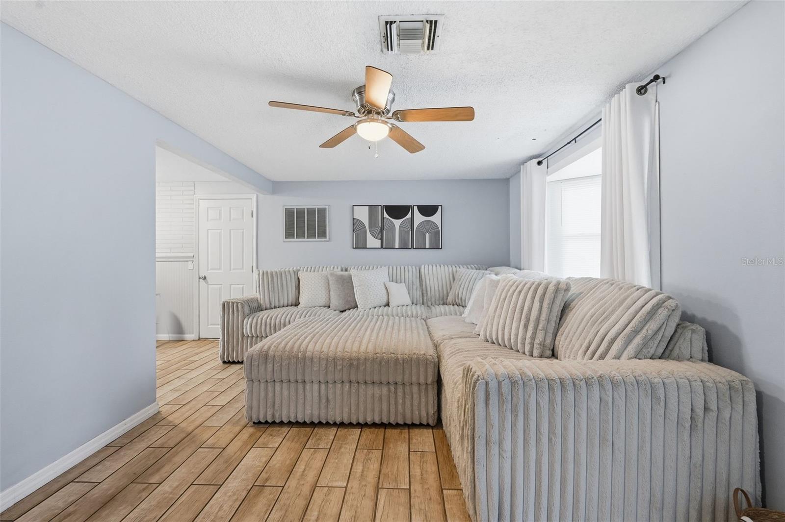 BEACON SQUARE - Residential