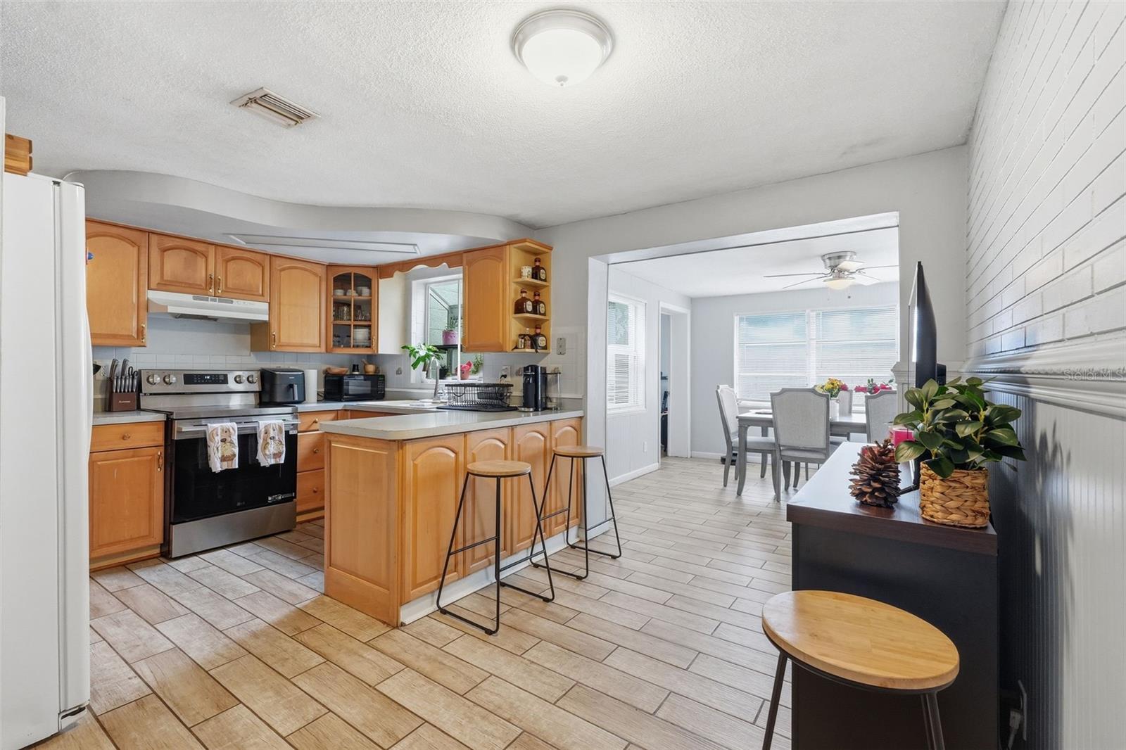 BEACON SQUARE - Residential