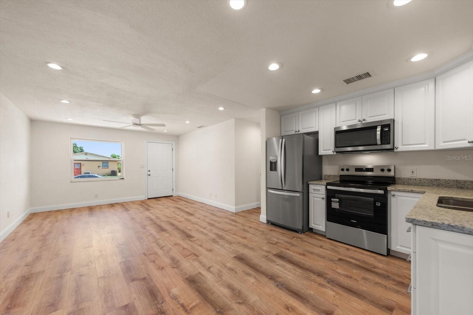 FLORIDA RETIREMENT VILLAGE - Residential
