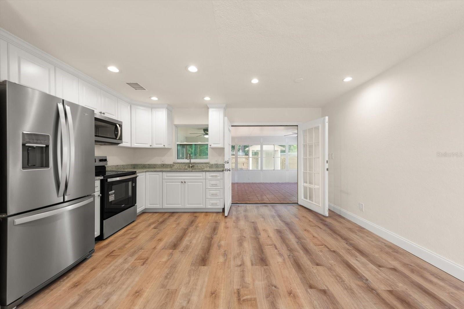 FLORIDA RETIREMENT VILLAGE - Residential