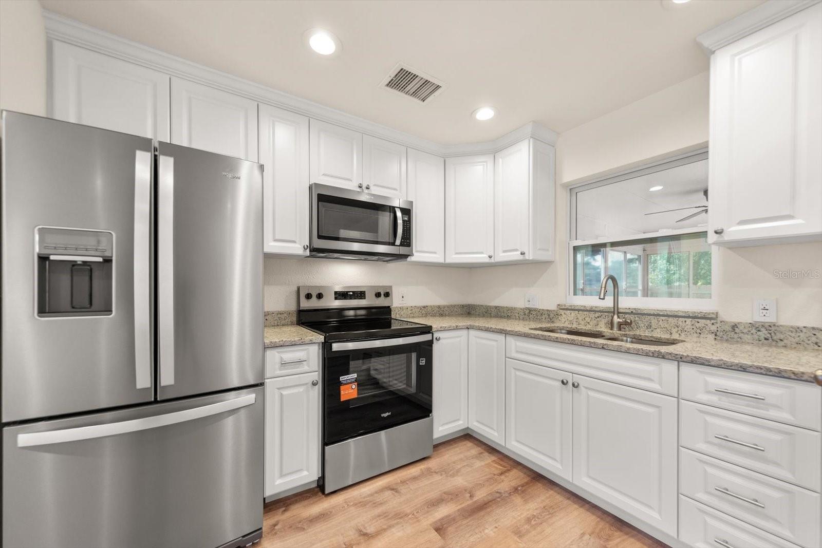 FLORIDA RETIREMENT VILLAGE - Residential