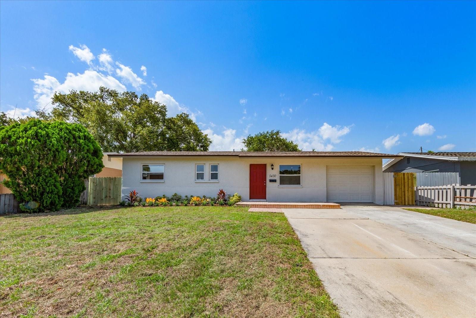 FLORIDA RETIREMENT VILLAGE - Residential