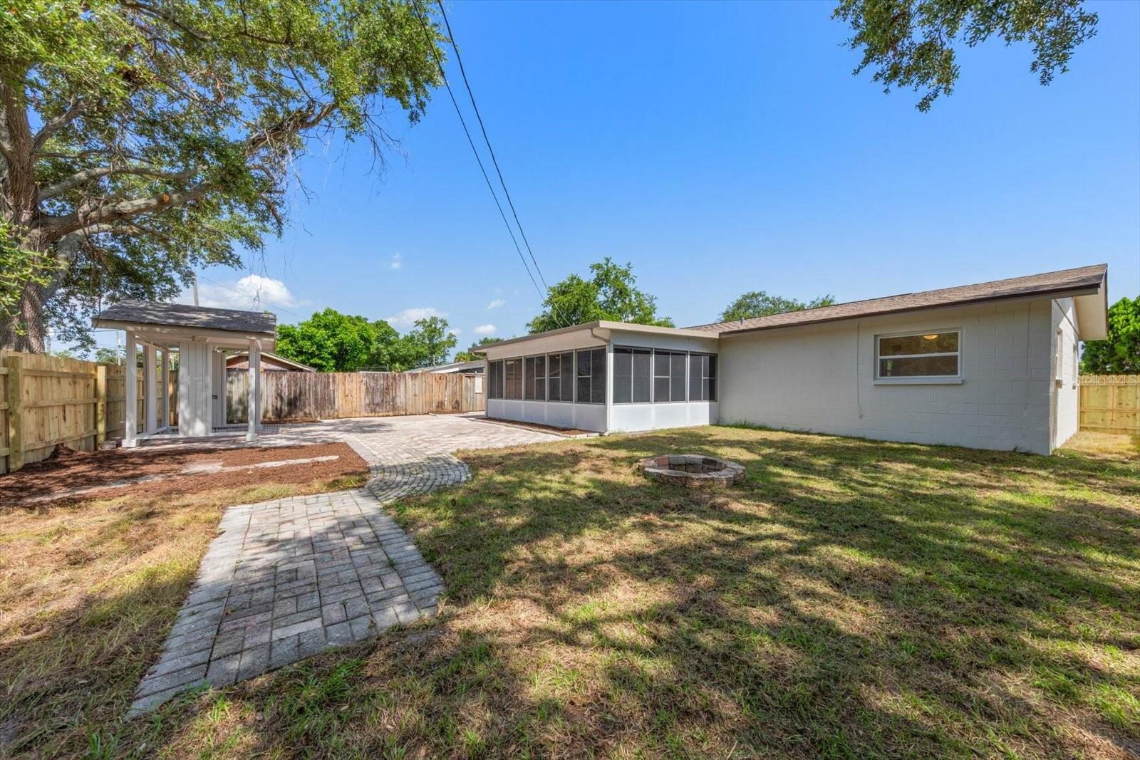 FLORIDA RETIREMENT VILLAGE - Residential