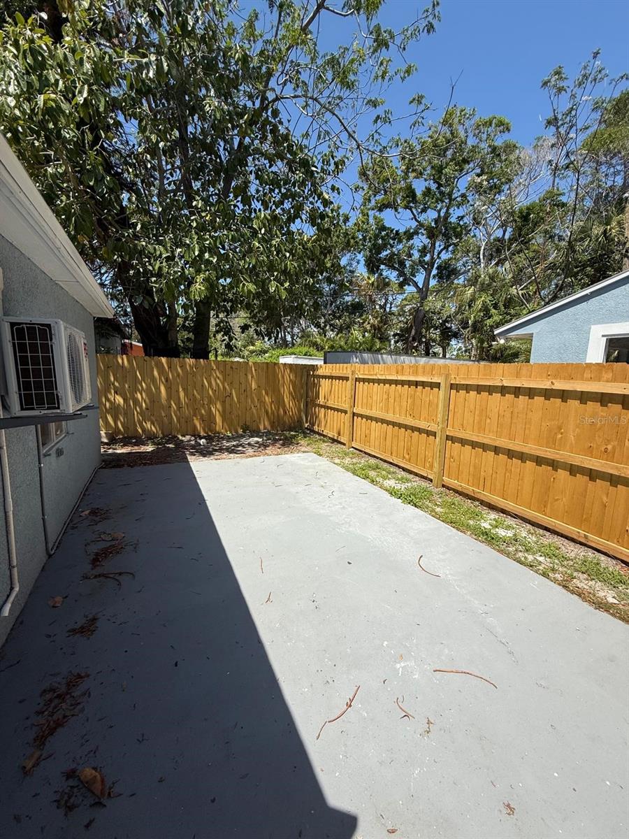 BAYOU VIEW - Residential
