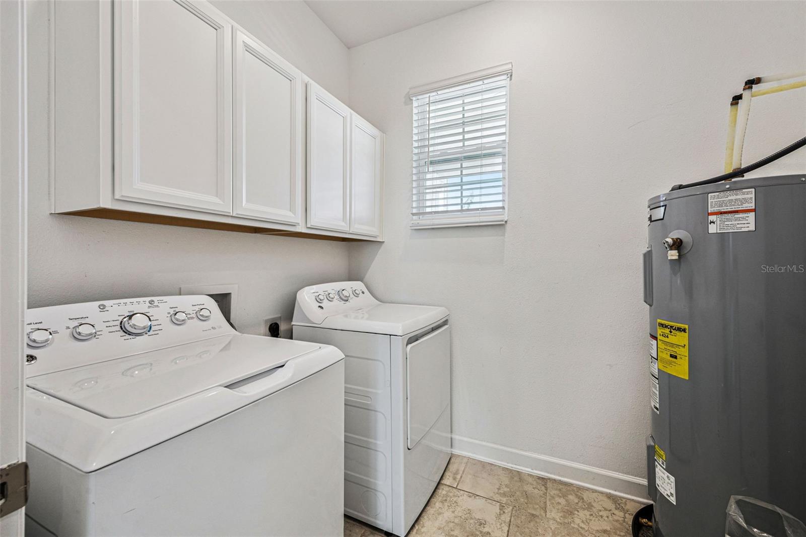 BRIDGEWALK - Residential