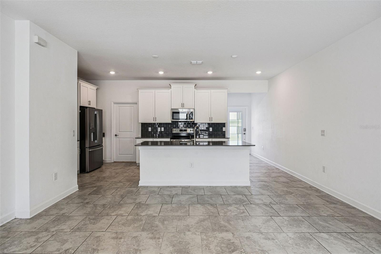 BRIDGEWALK - Residential