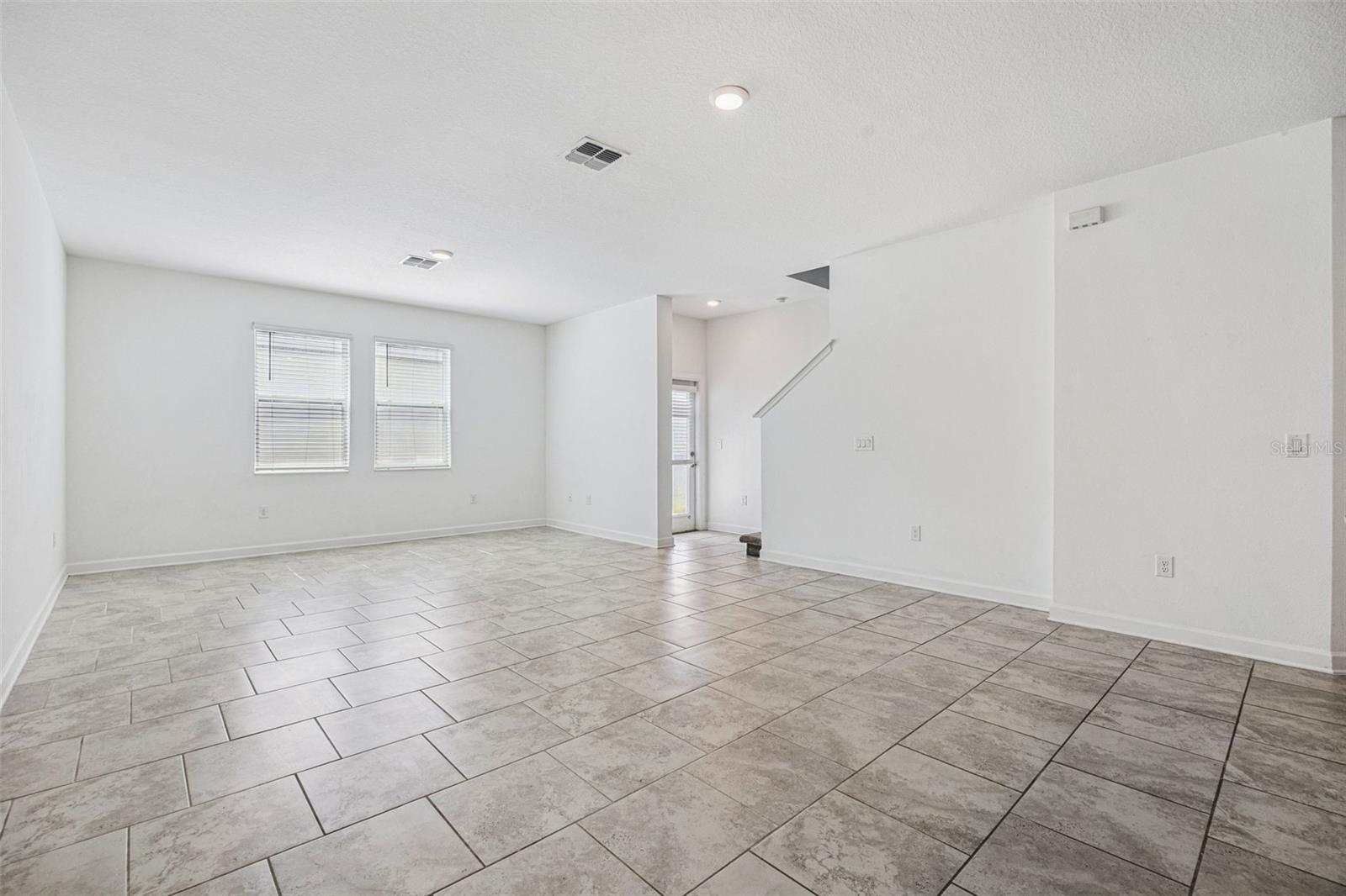 BRIDGEWALK - Residential