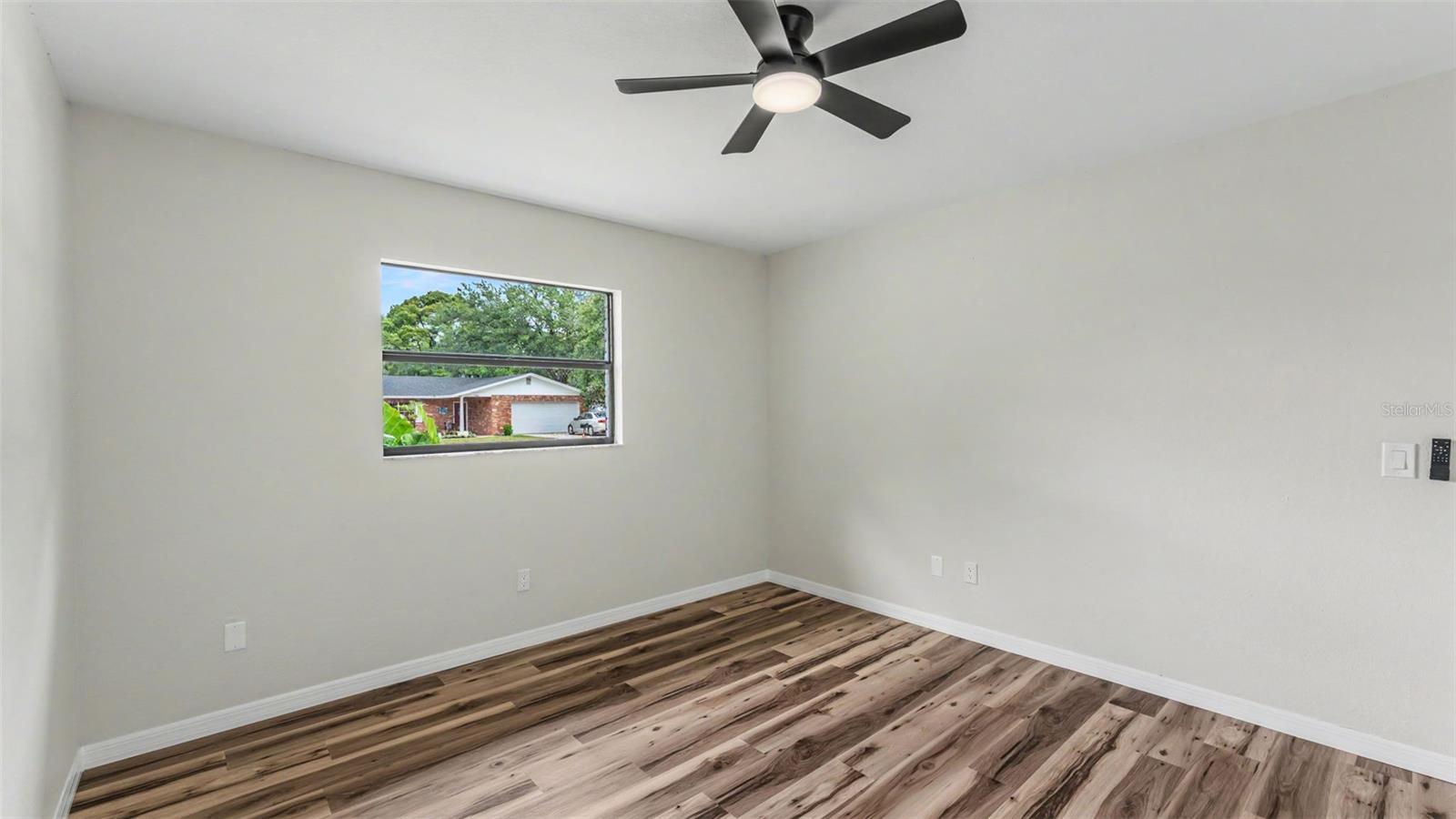 OAK GLEN - Residential