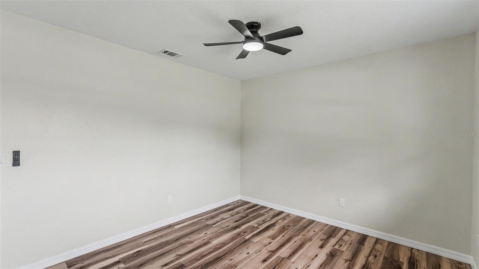 OAK GLEN - Residential