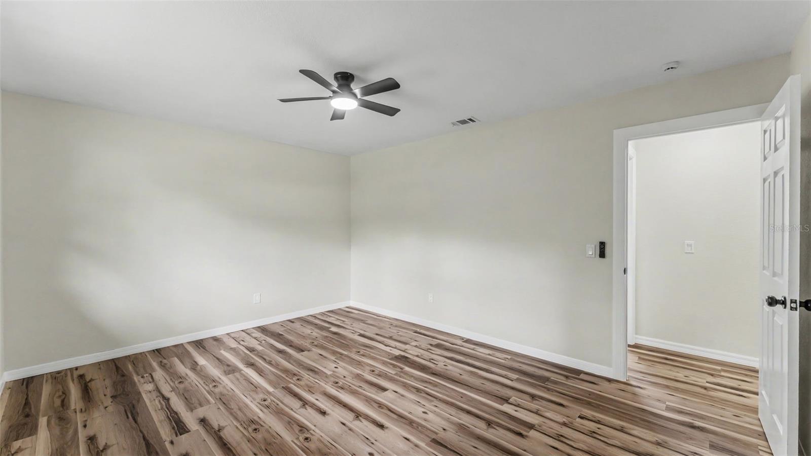 OAK GLEN - Residential