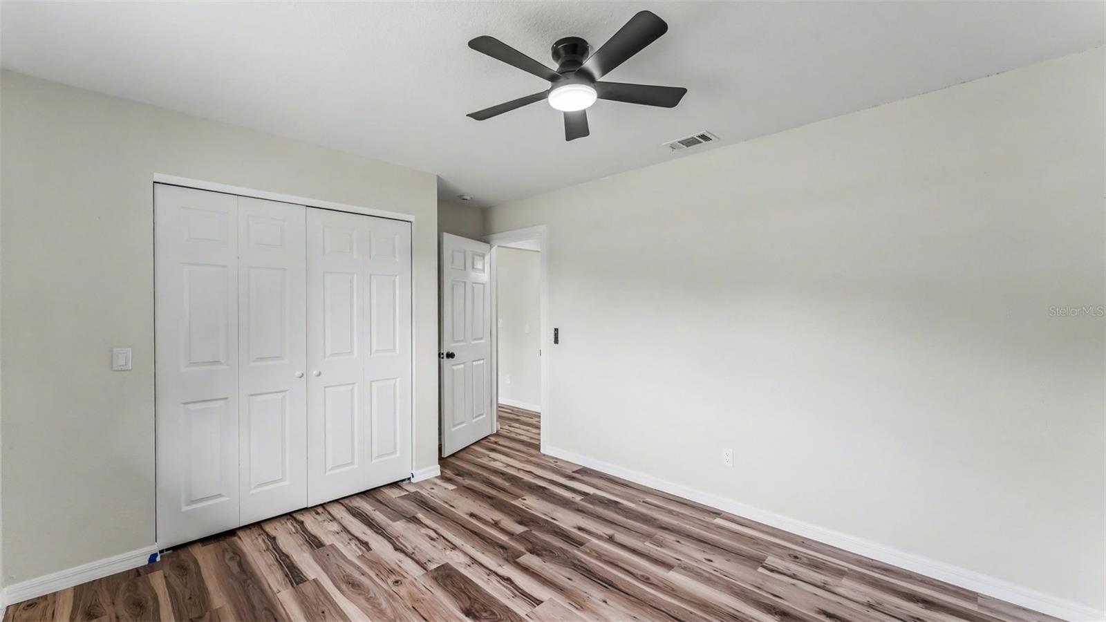 OAK GLEN - Residential