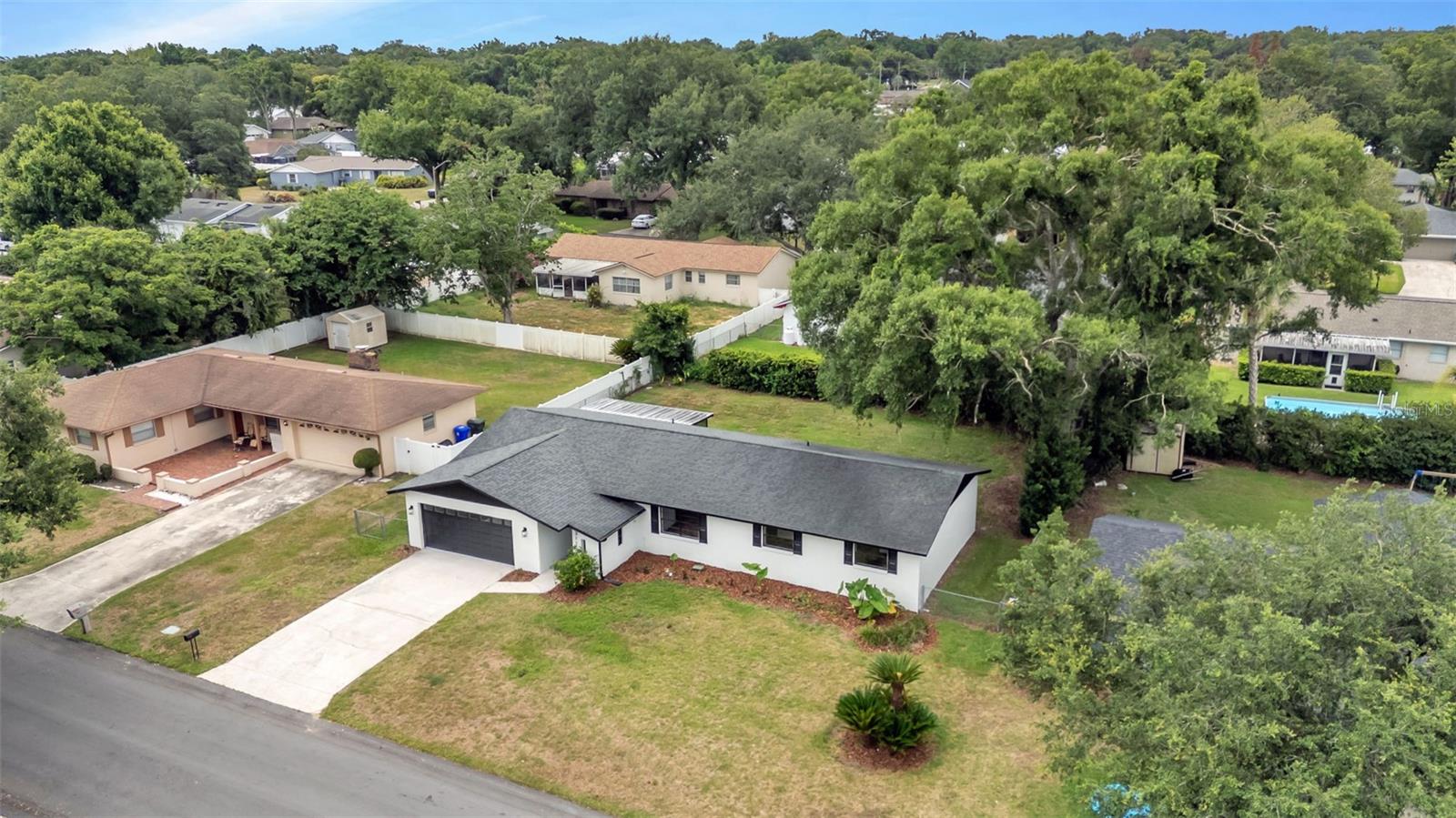 OAK GLEN - Residential