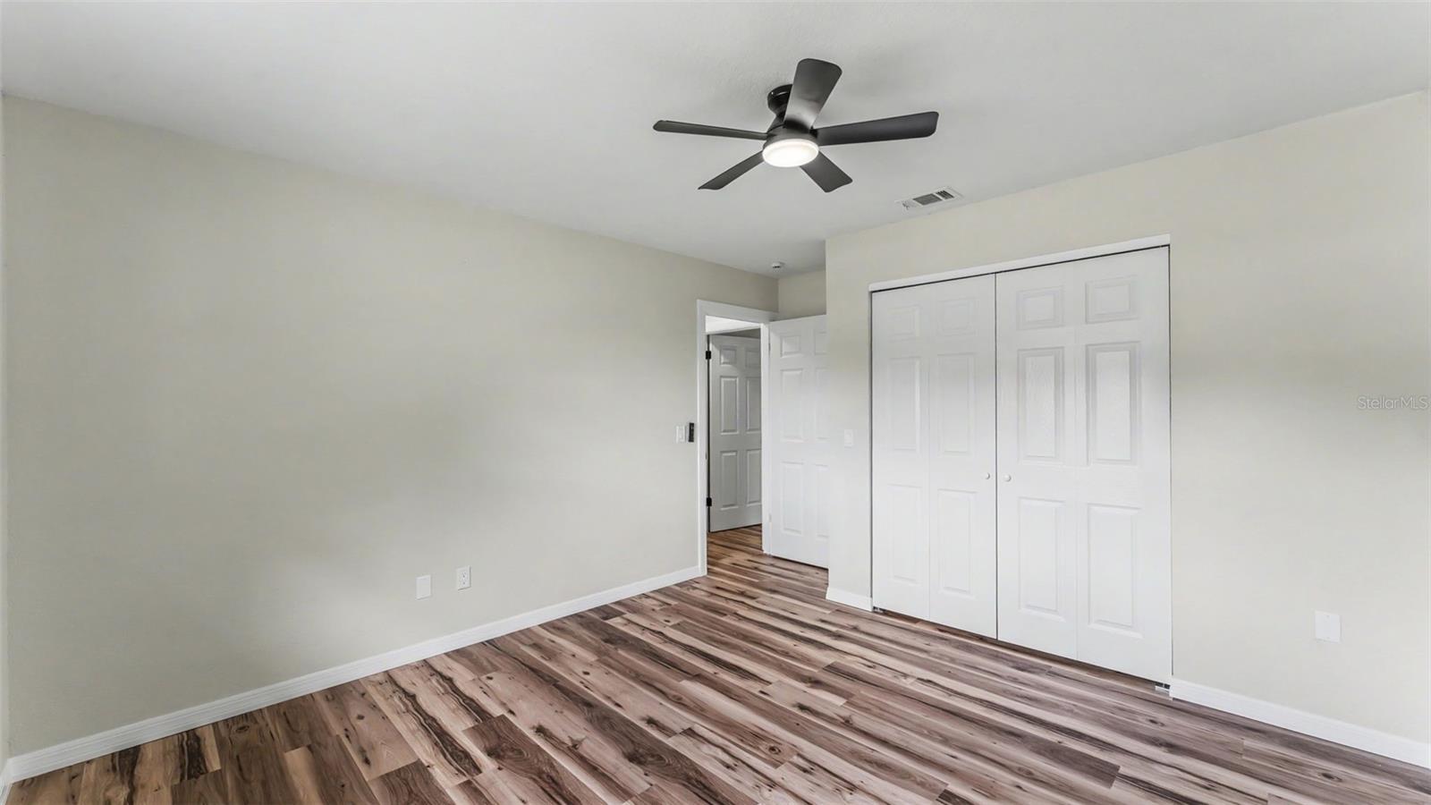 OAK GLEN - Residential