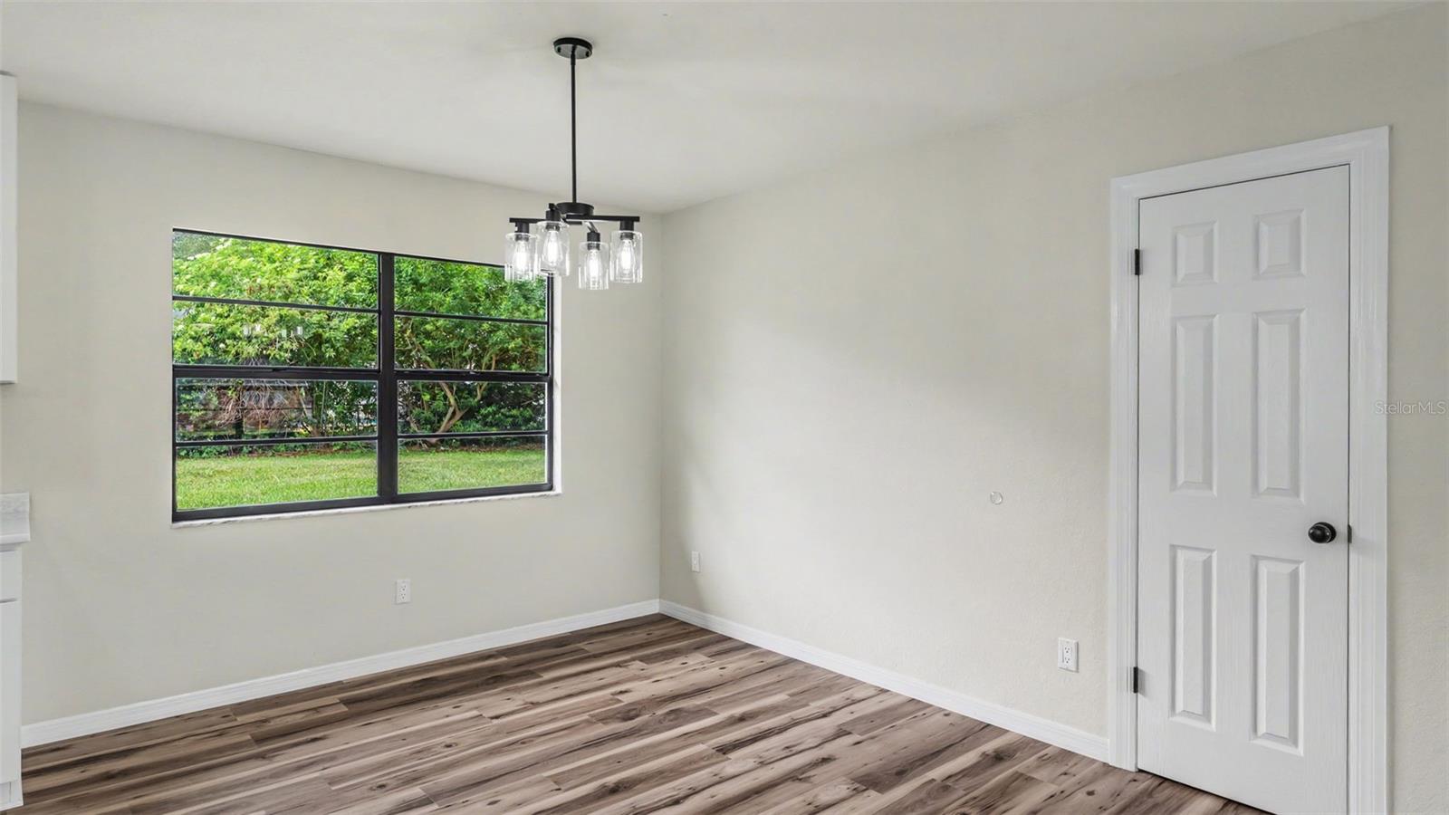 OAK GLEN - Residential