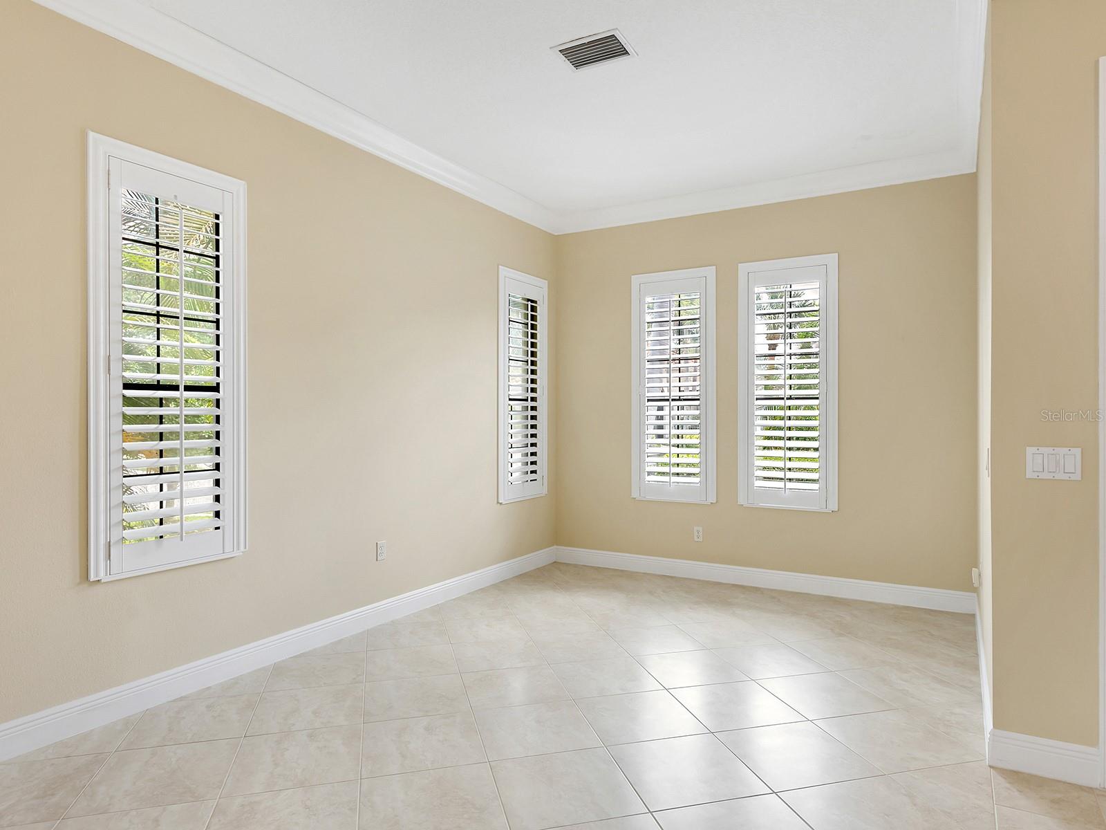 LAKEWOOD RANCH COUNTRY CLUB VILLAGE - Residential