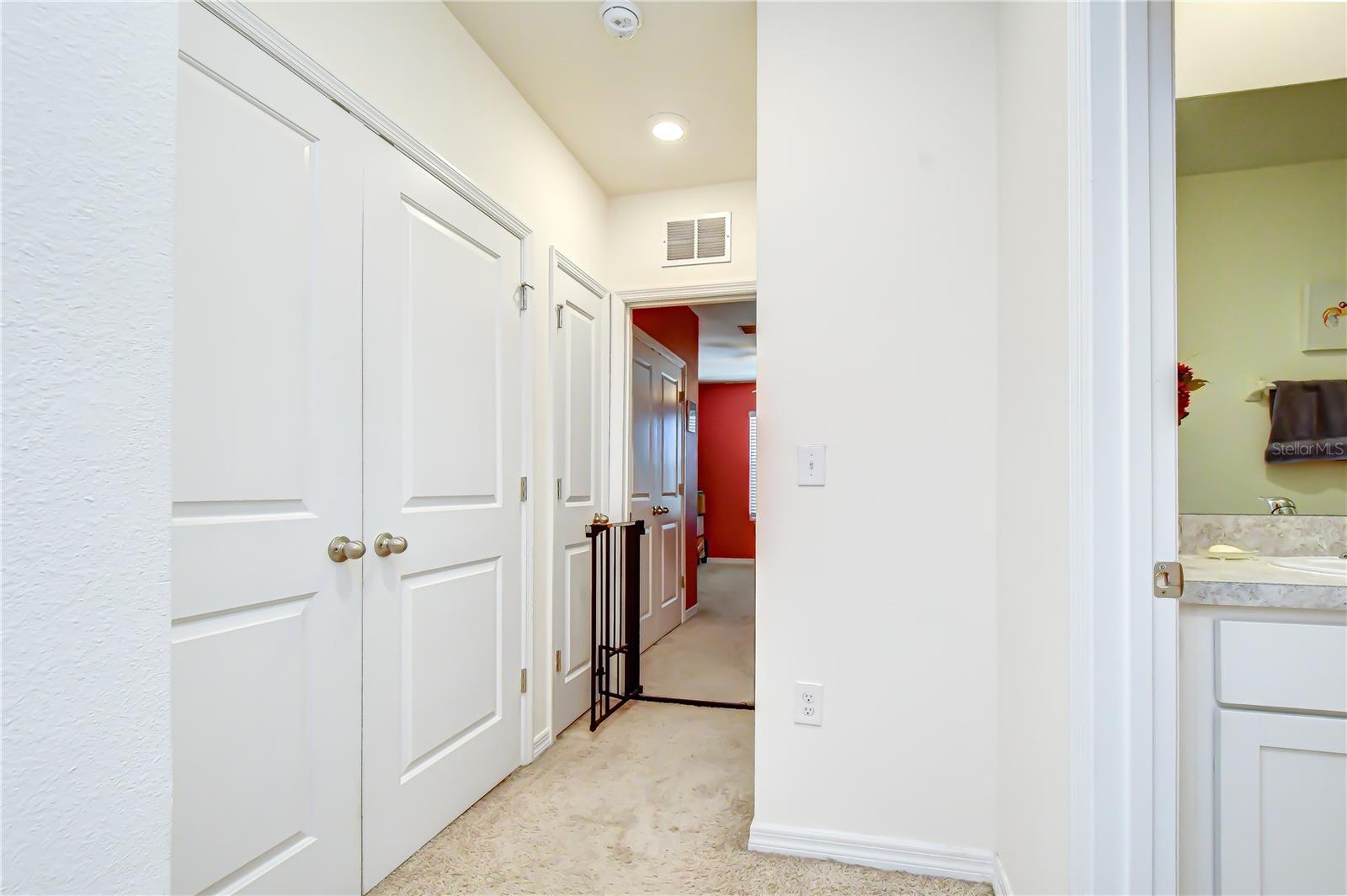 DISTRICT/BLOOMINGDALE - Residential