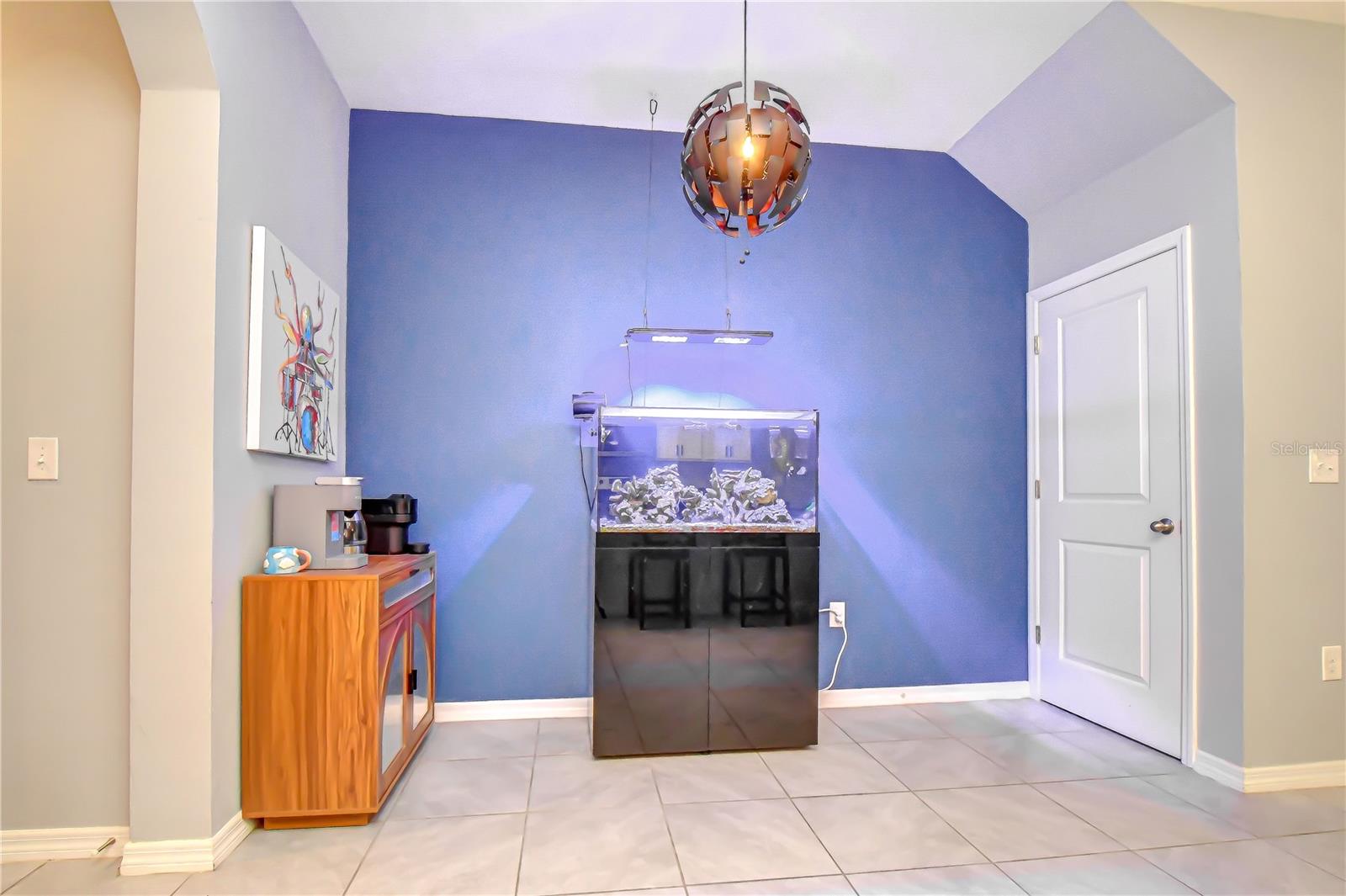 DISTRICT/BLOOMINGDALE - Residential