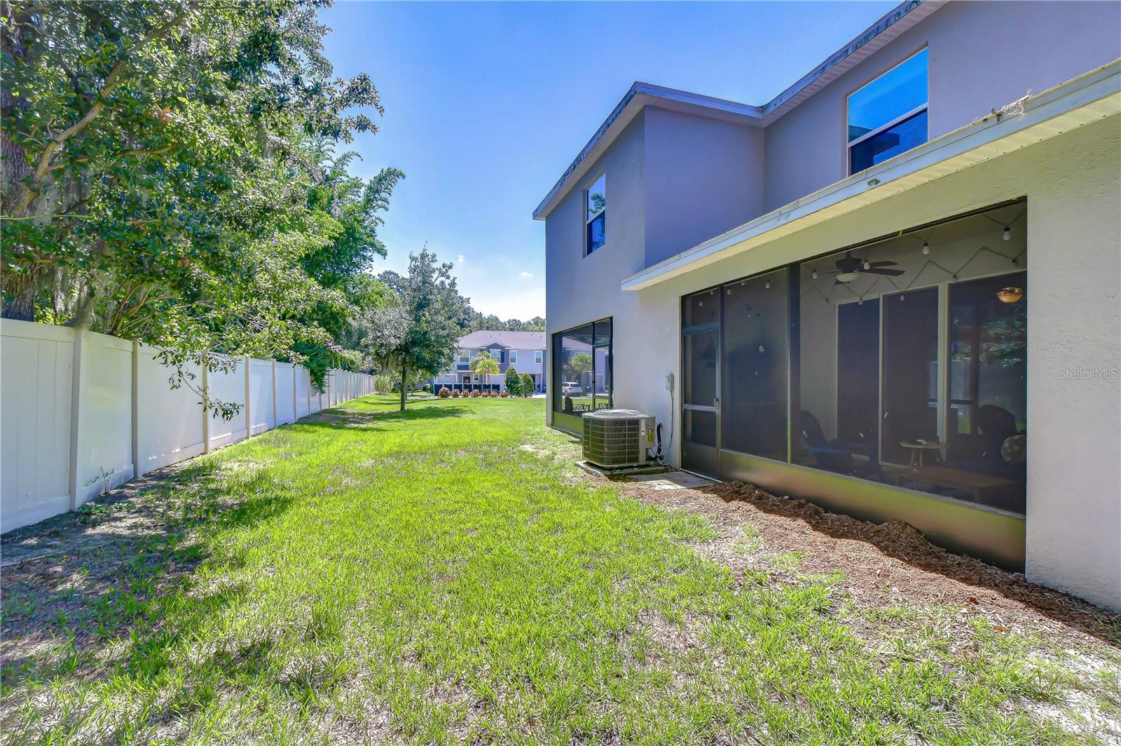 DISTRICT/BLOOMINGDALE - Residential
