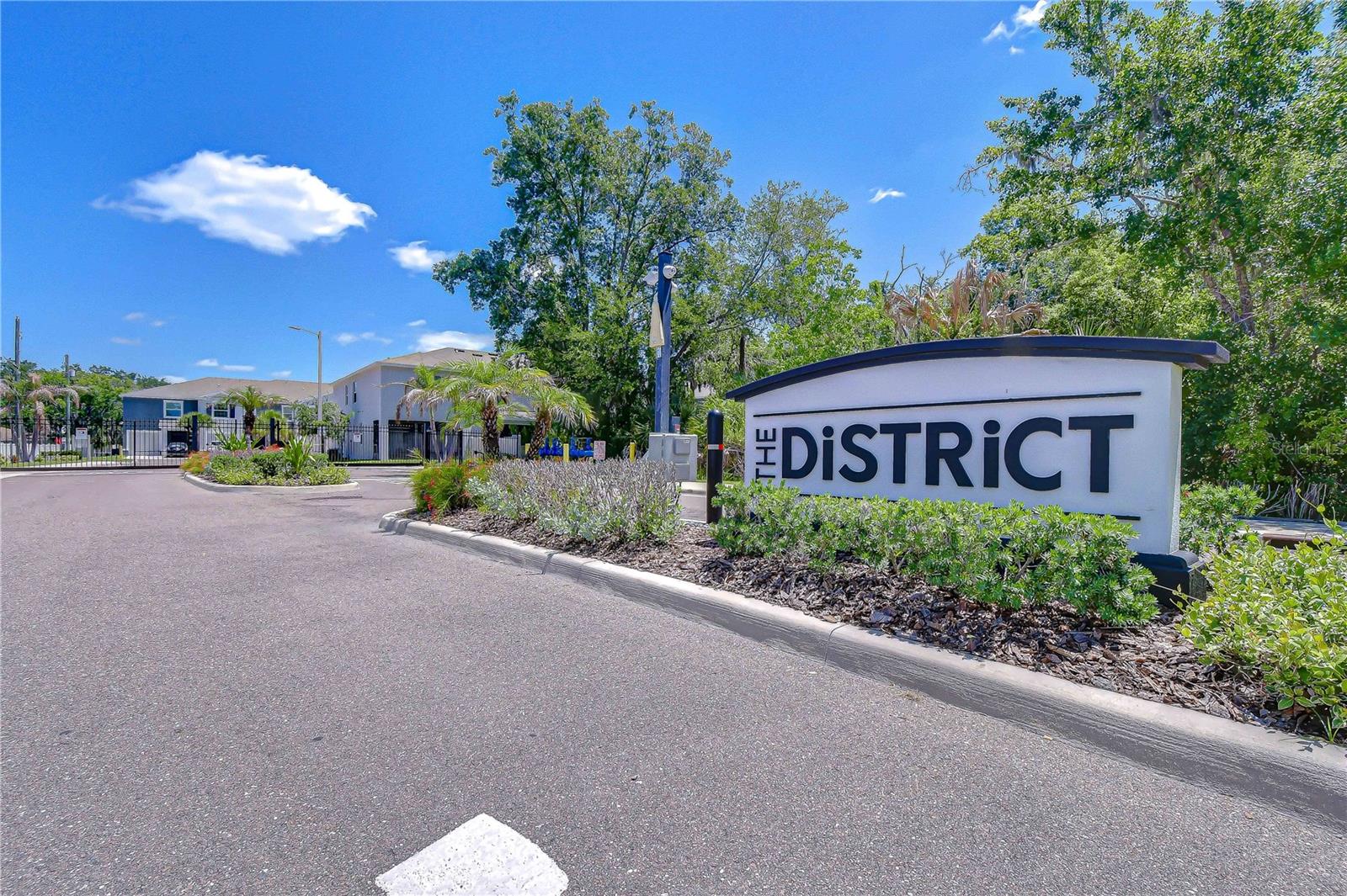 DISTRICT/BLOOMINGDALE - Residential