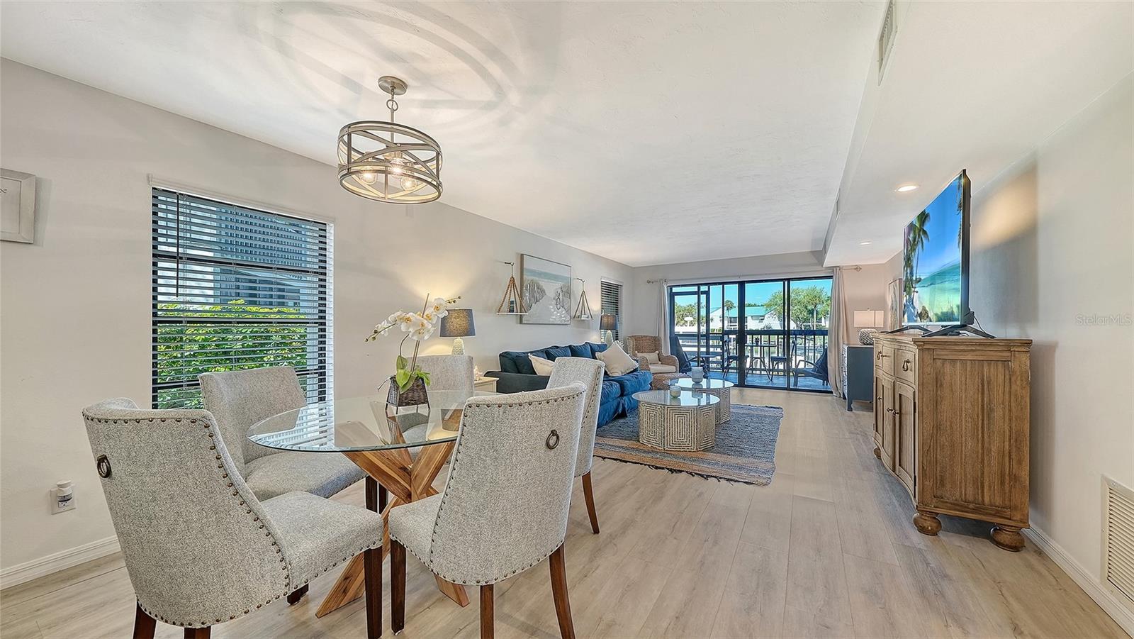 HARBOUR TOWNE - Residential