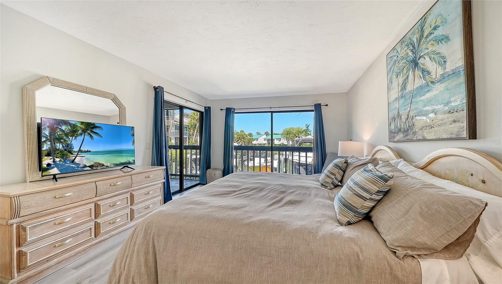 HARBOUR TOWNE - Residential