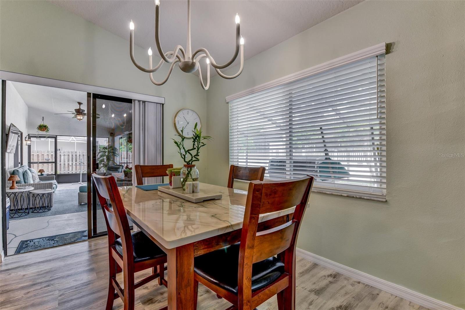 SOUTHERN OAKS - Residential