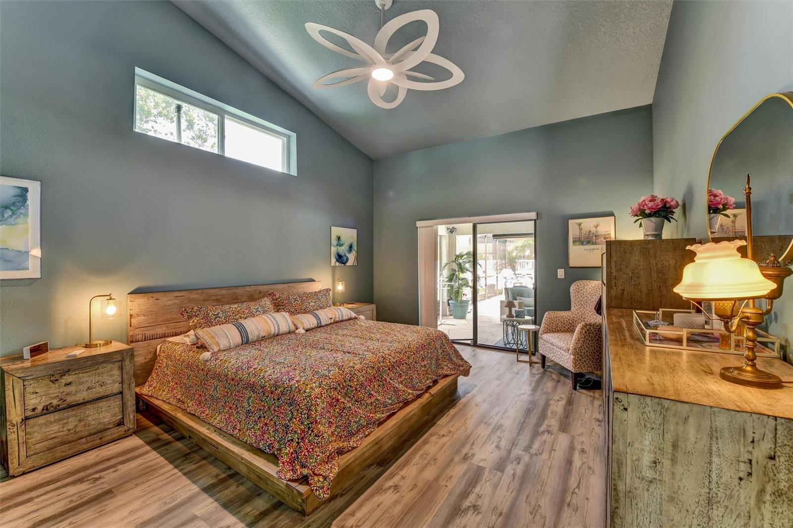 SOUTHERN OAKS - Residential