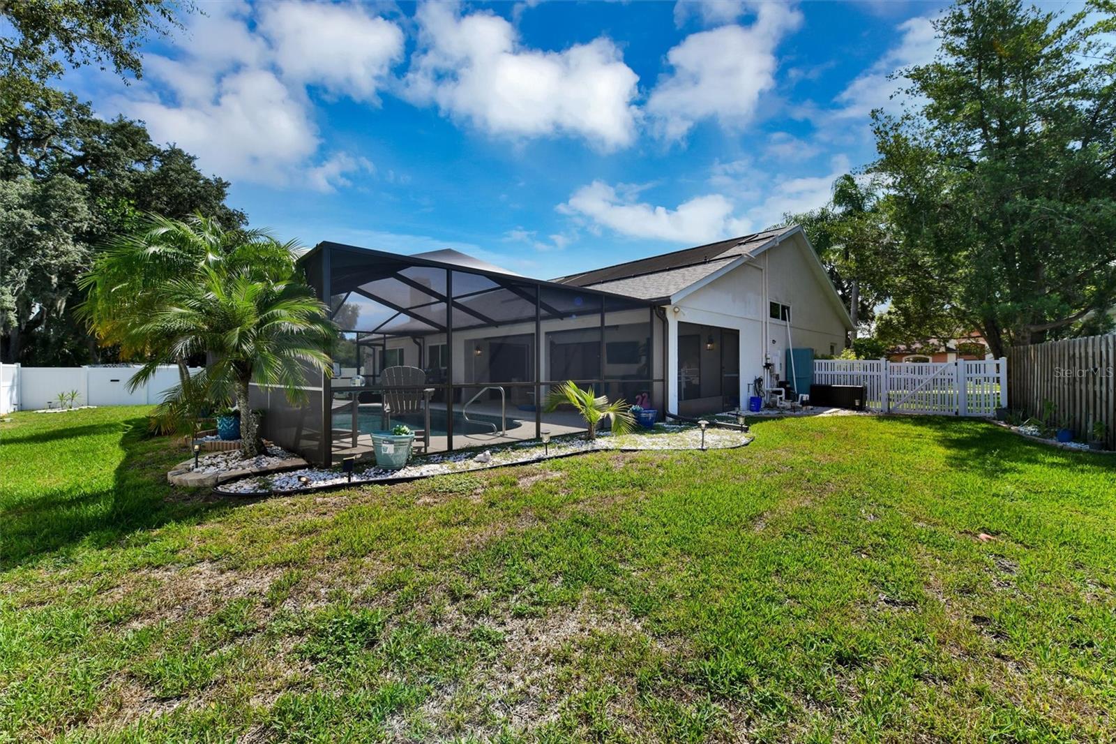 SOUTHERN OAKS - Residential