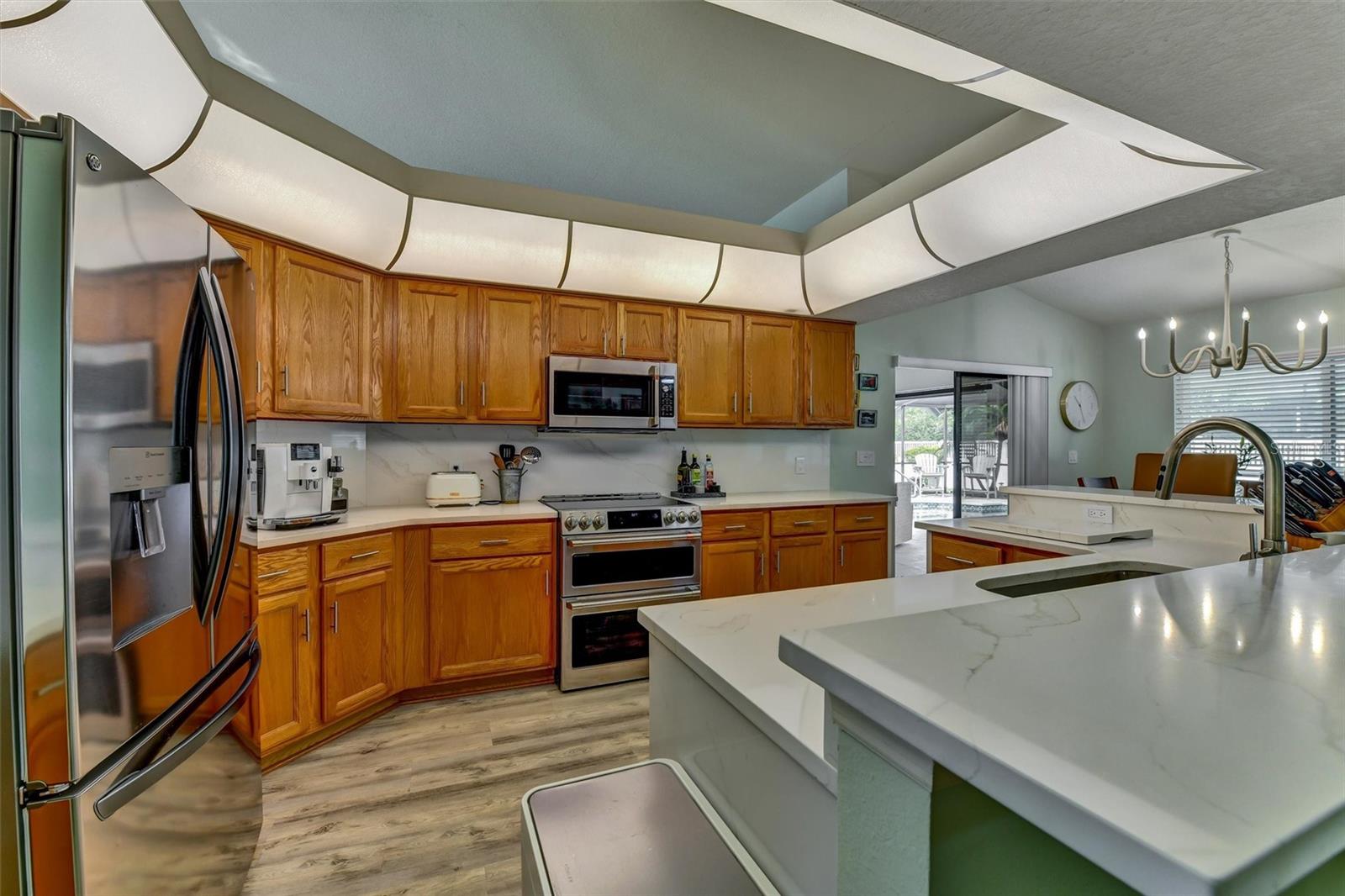 SOUTHERN OAKS - Residential