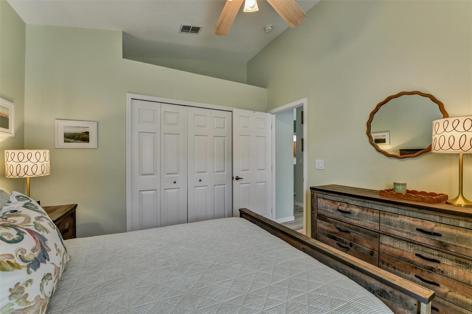 SOUTHERN OAKS - Residential