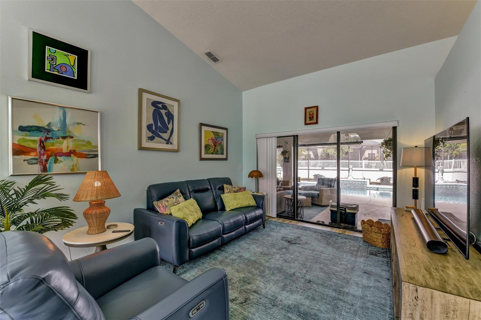 SOUTHERN OAKS - Residential