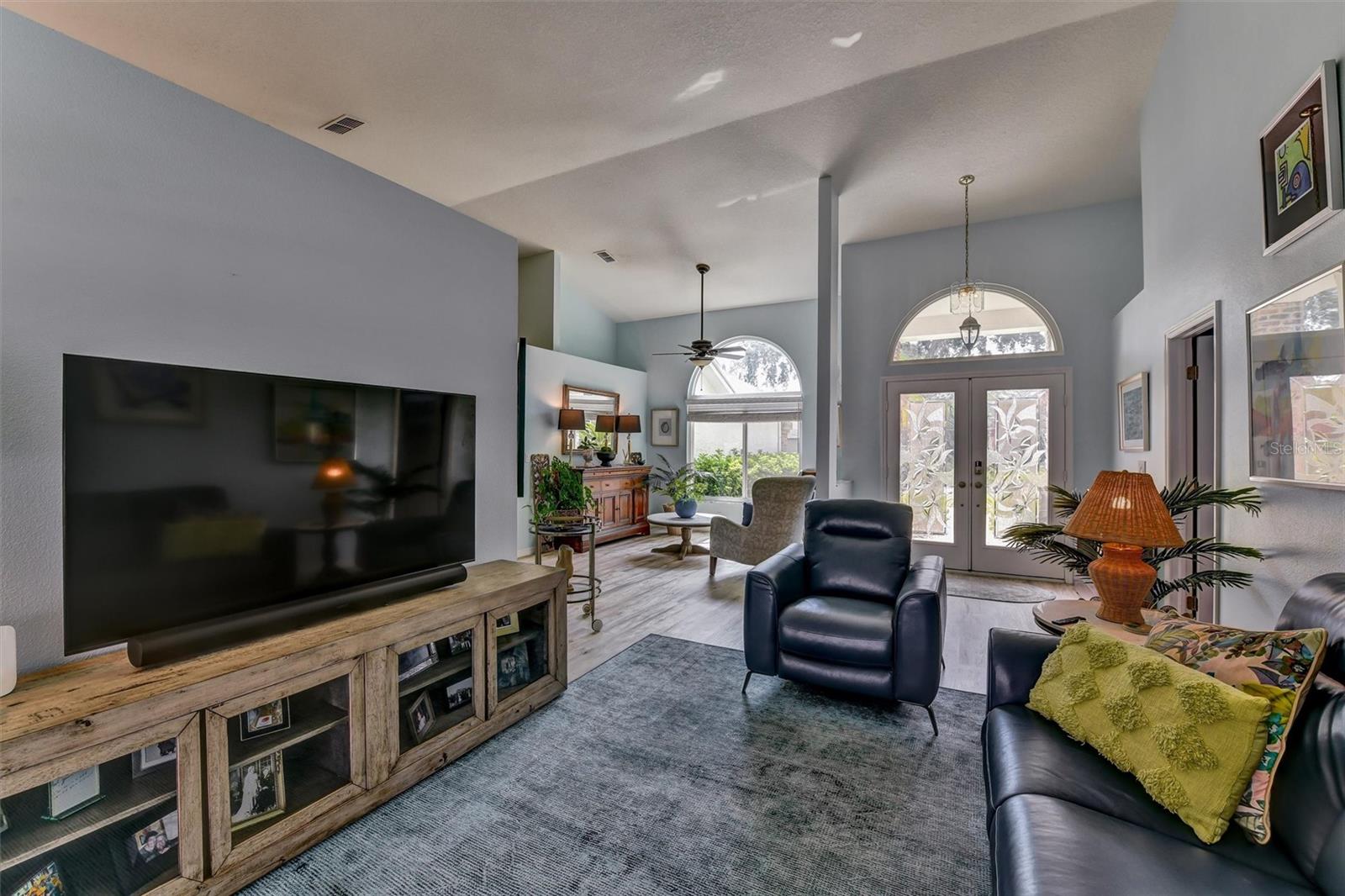 SOUTHERN OAKS - Residential
